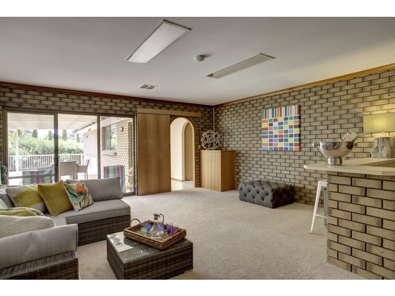 14 Valley View Road, Port Lincoln SA 5606