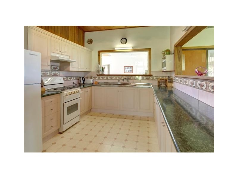 95 Happy Valley Road, Port Lincoln SA 5606
