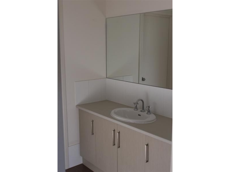 29 Bosanquet Blvd, Ceduna SA 5690