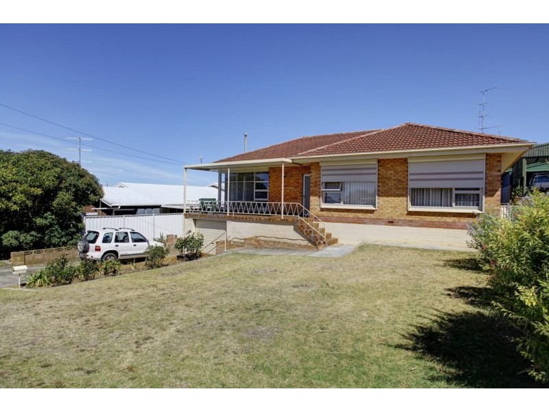 17 Newton Street, Port Lincoln SA 5606