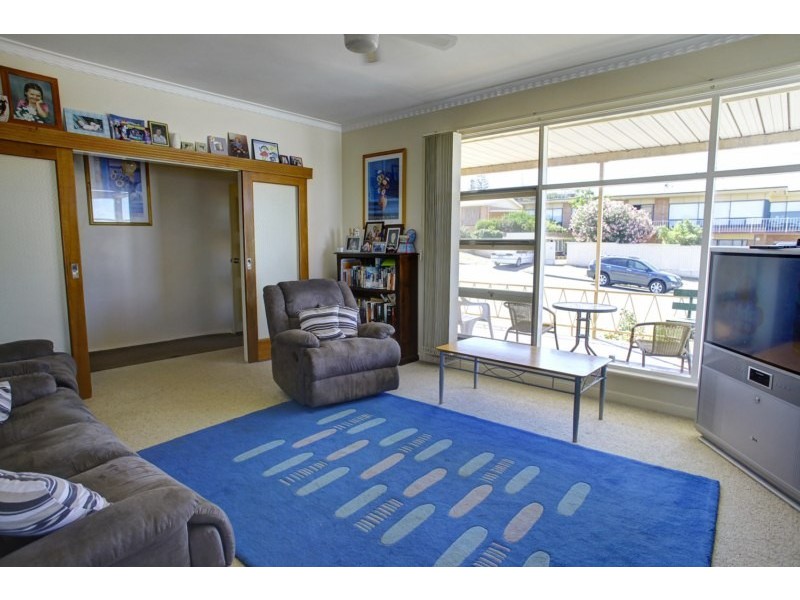 17 Newton Street, Port Lincoln SA 5606