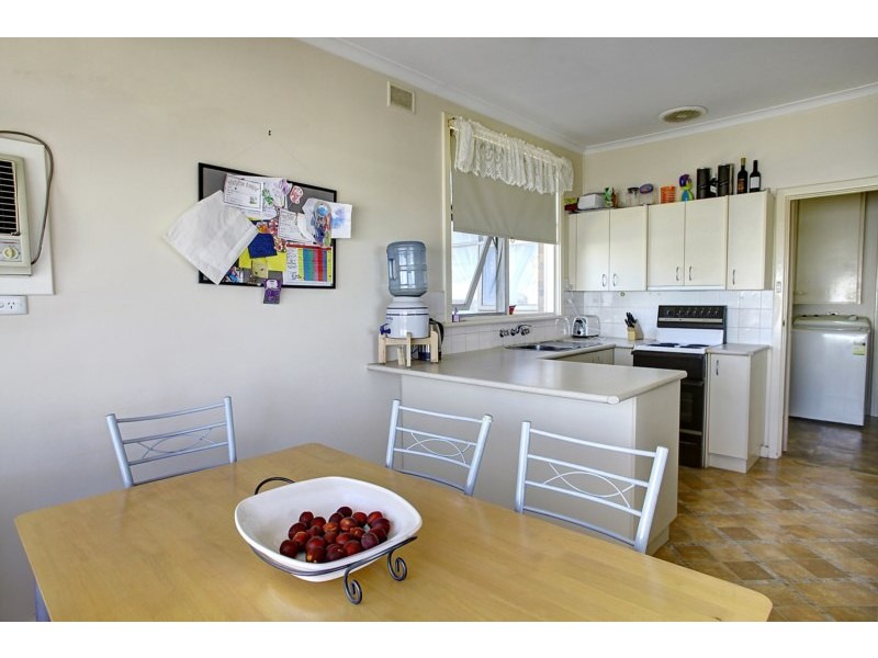17 Newton Street, Port Lincoln SA 5606
