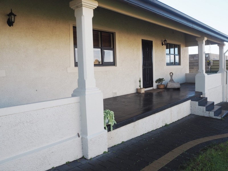 4 Mackrell Street, Port Lincoln SA 5606