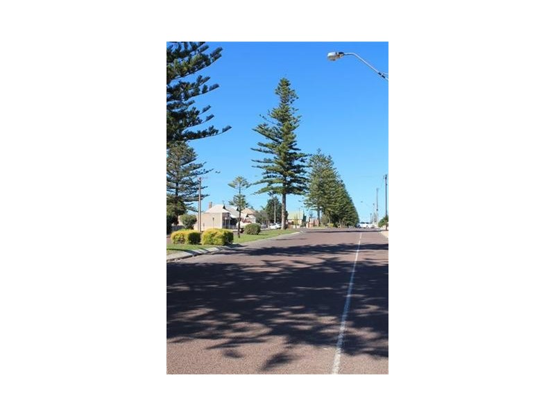 67 Poynton Street, Ceduna SA 5690