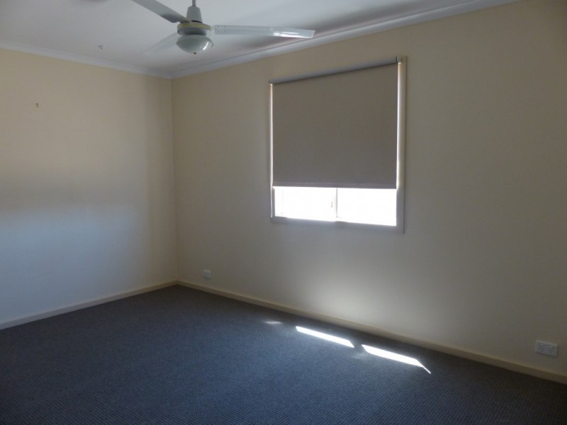 2 Talbot Grove, Ceduna SA 5690