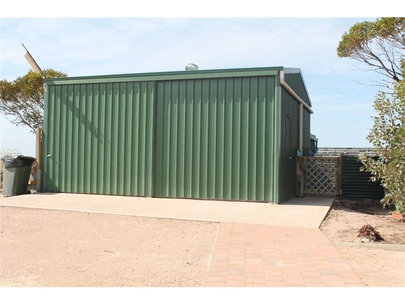 Lot 4 Flinders Highway, Perlubie SA 5680