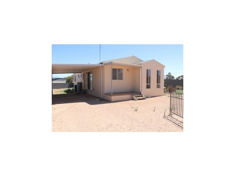 2 Talbot Grove, Ceduna SA 5690