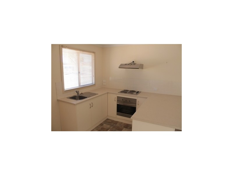 2 Talbot Grove, Ceduna SA 5690
