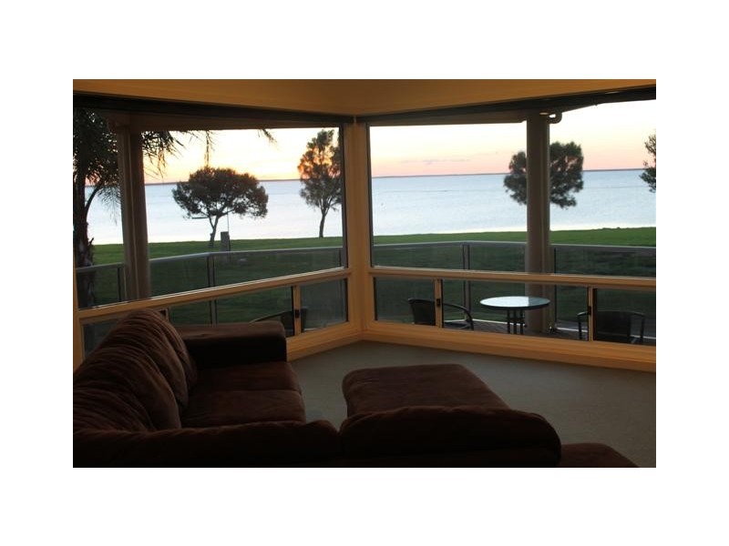 18 O’Loughlin Terrace, Ceduna SA 5690