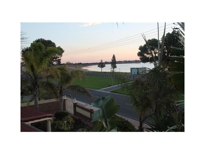 18 O’Loughlin Terrace, Ceduna SA 5690