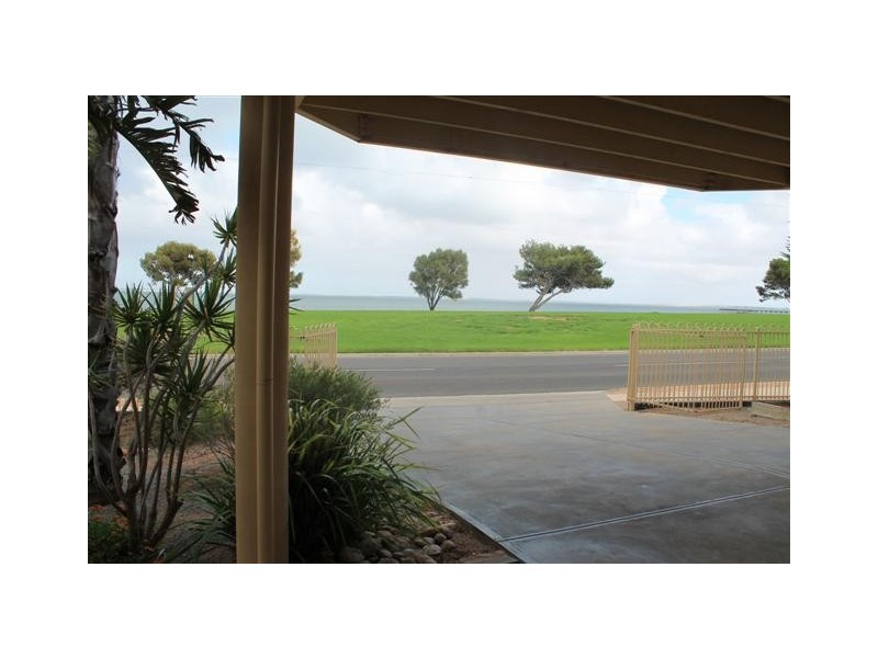 18 O’Loughlin Terrace, Ceduna SA 5690