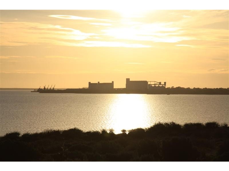 91 Bosanquet Boulevard Ceduna Waters, Ceduna SA 5690