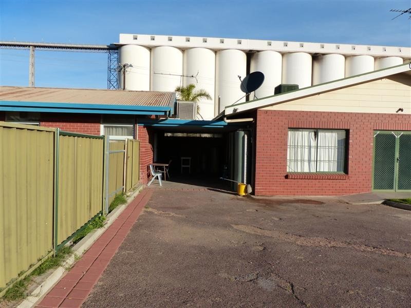 70 and 70A Thevenard Road, Thevenard SA 5690