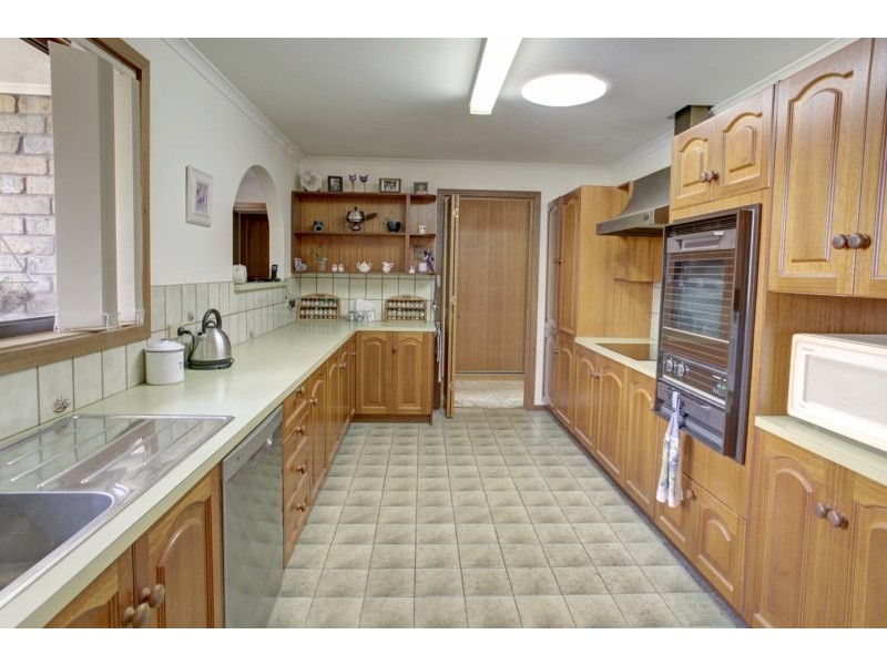 11 Banksia Crescent, Port Lincoln SA 5606