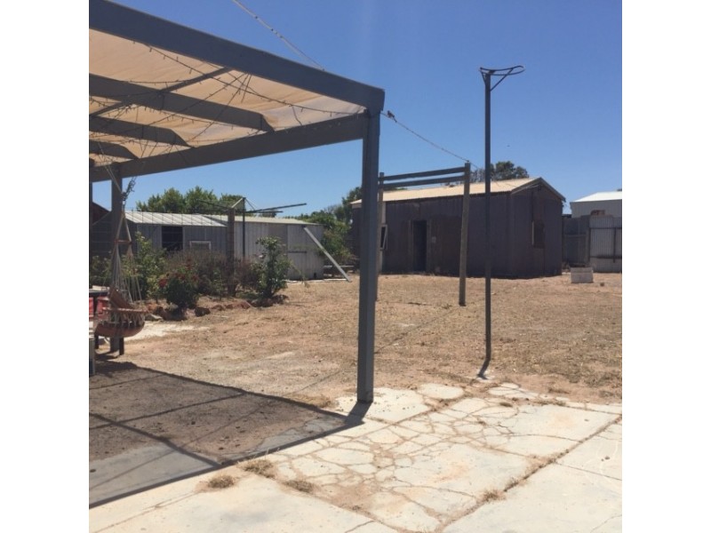 8 Kent Street, THEVENARD, Ceduna SA 5690