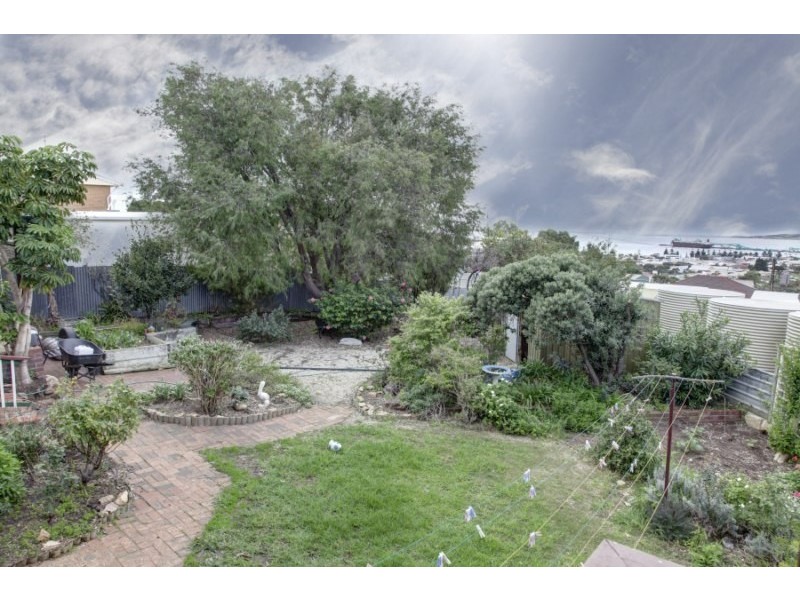 10 Dobbins Street, Port Lincoln SA 5606