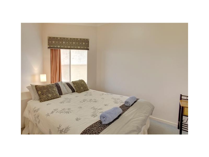 2/30 Lincoln Highway, Port Lincoln SA 5606