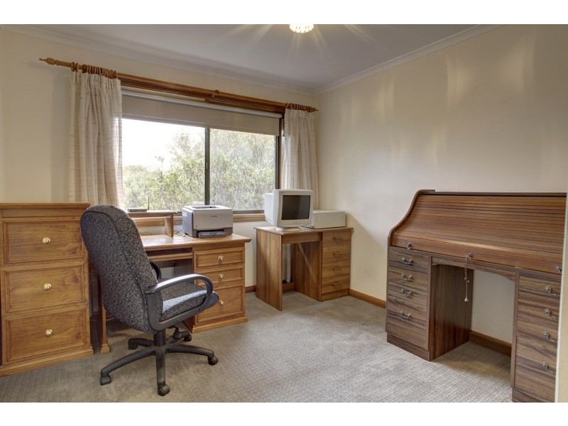 2 Minnipa Avenue, Port Lincoln SA 5606