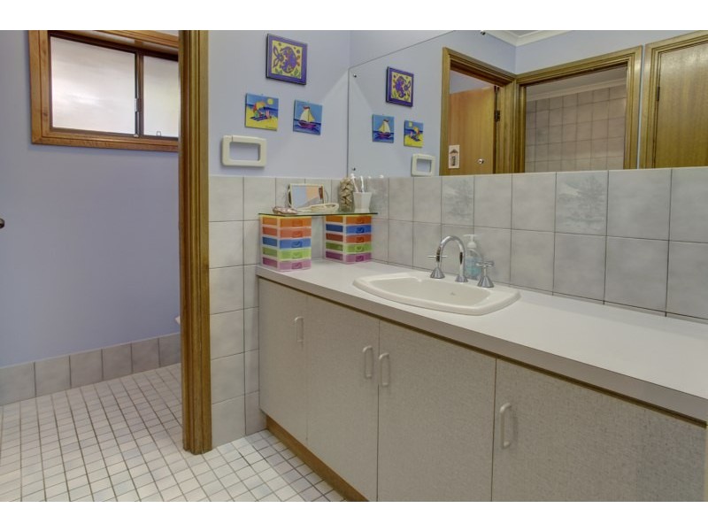 2 Minnipa Avenue, Port Lincoln SA 5606