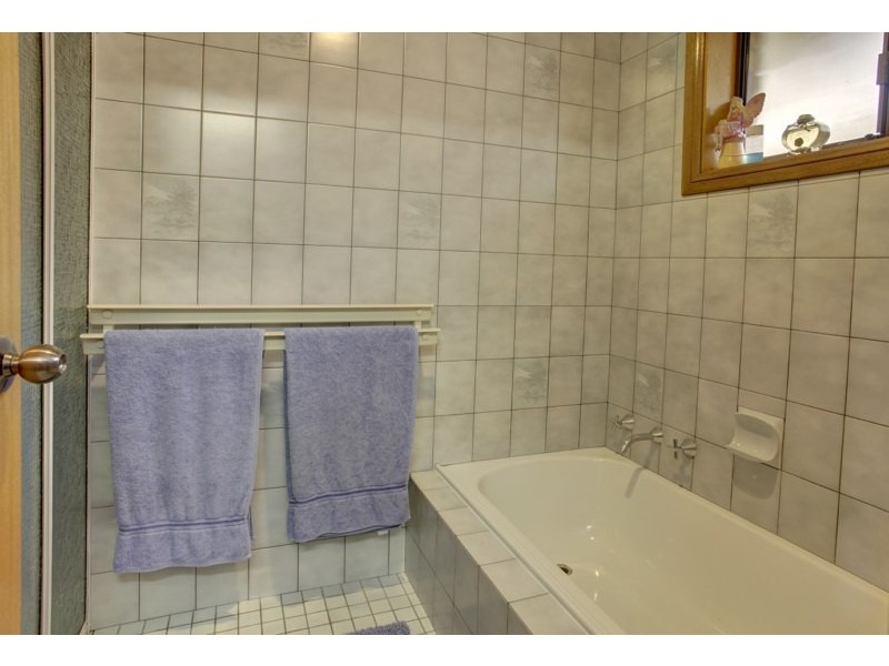 2 Minnipa Avenue, Port Lincoln SA 5606
