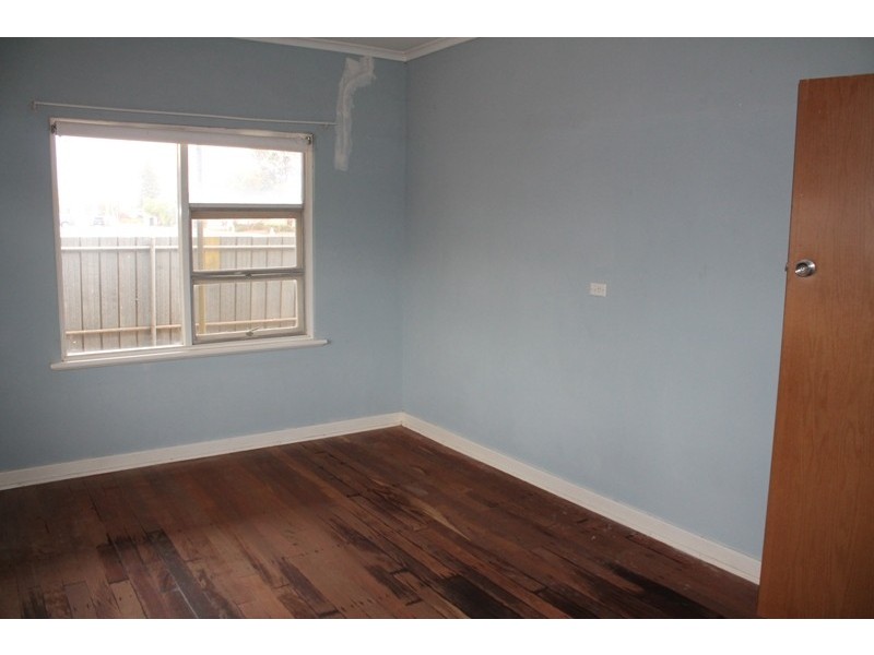 36 McKenzie Street, Ceduna SA 5690