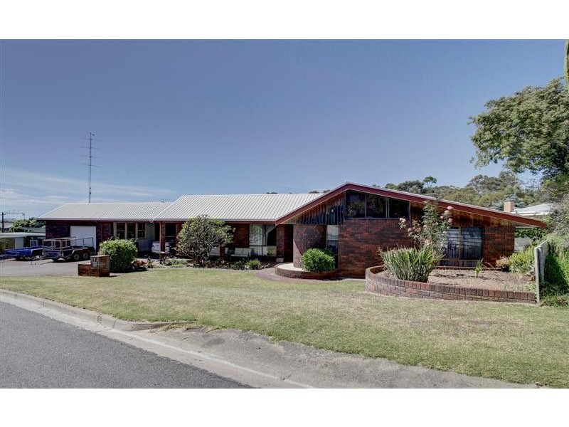 1 Amien Place, Port Lincoln SA 5606