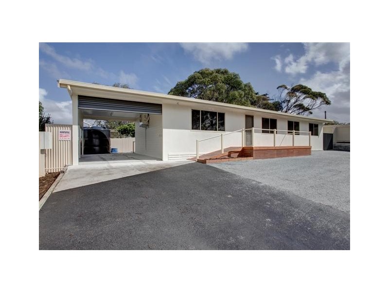 15 Sinclair Street, Port Lincoln SA 5606