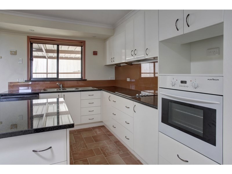 42 Victoria Crescent, Port Lincoln SA 5606