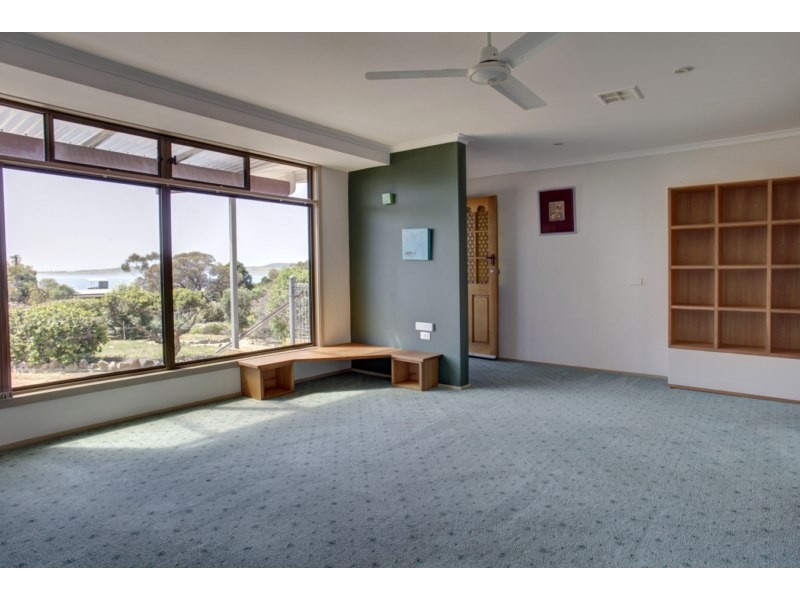 42 Victoria Crescent, Port Lincoln SA 5606