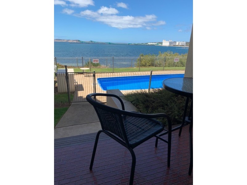 4/30 Lincoln Hwy, Port Lincoln SA 5606