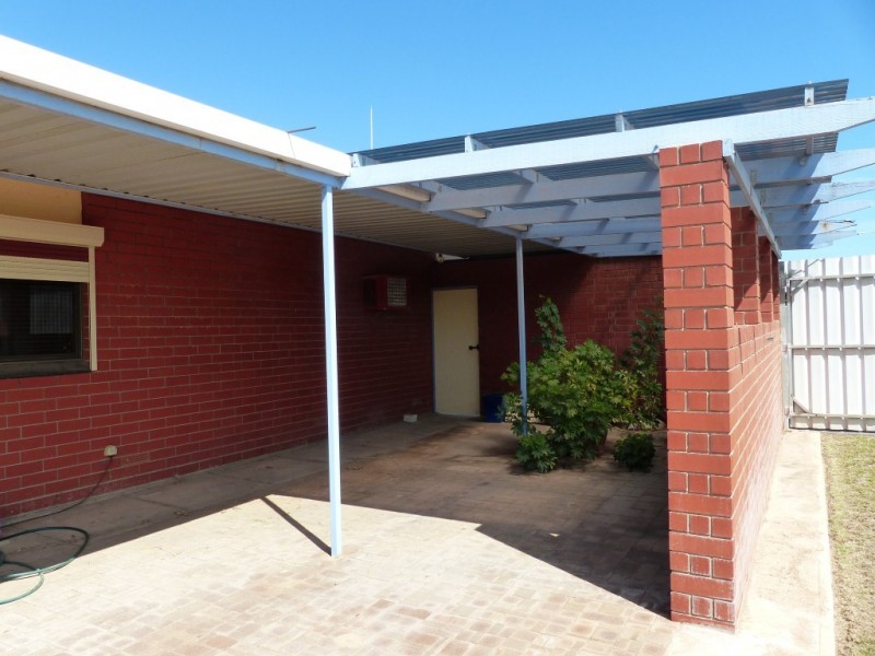 13 Christopher Street, Ceduna SA 5690