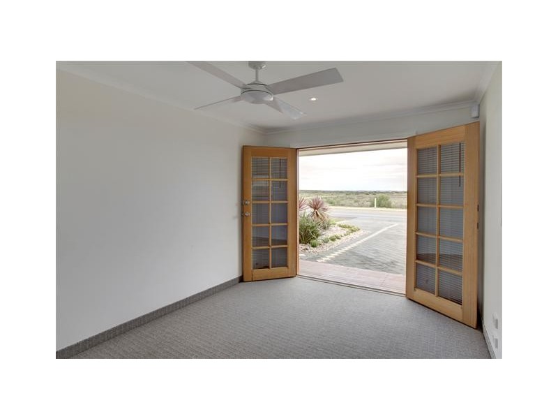 1 Lake View Avenue, Port Lincoln SA 5606