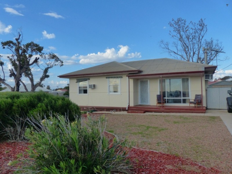 8 Dowling Crescent, Ceduna SA 5690