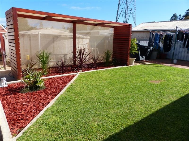 11 Murat Tce, Ceduna SA 5690