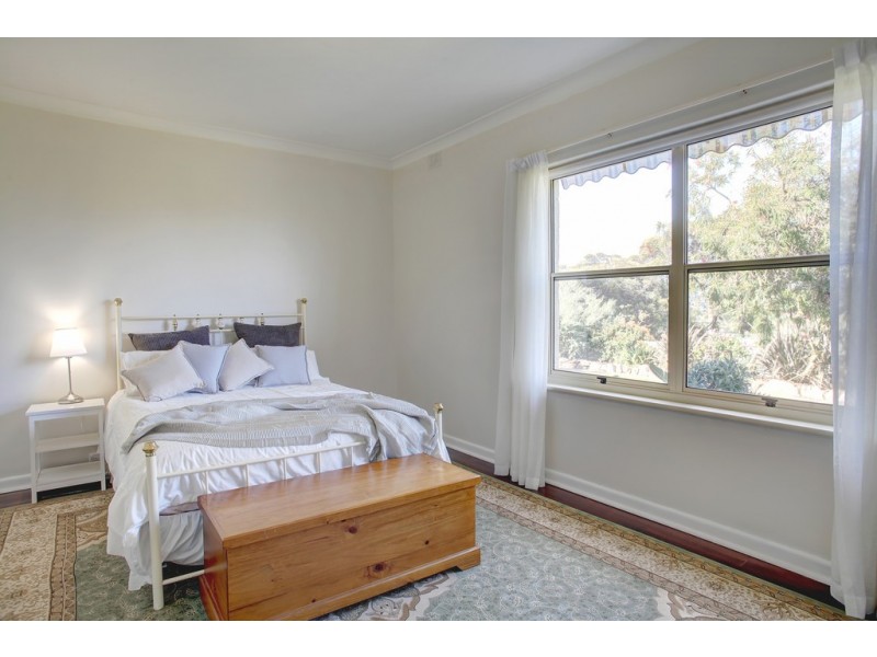 18 Gulf Avenue, Port Lincoln SA 5606