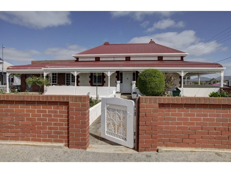 17 Tumby Terrace, Tumby Bay SA 5605