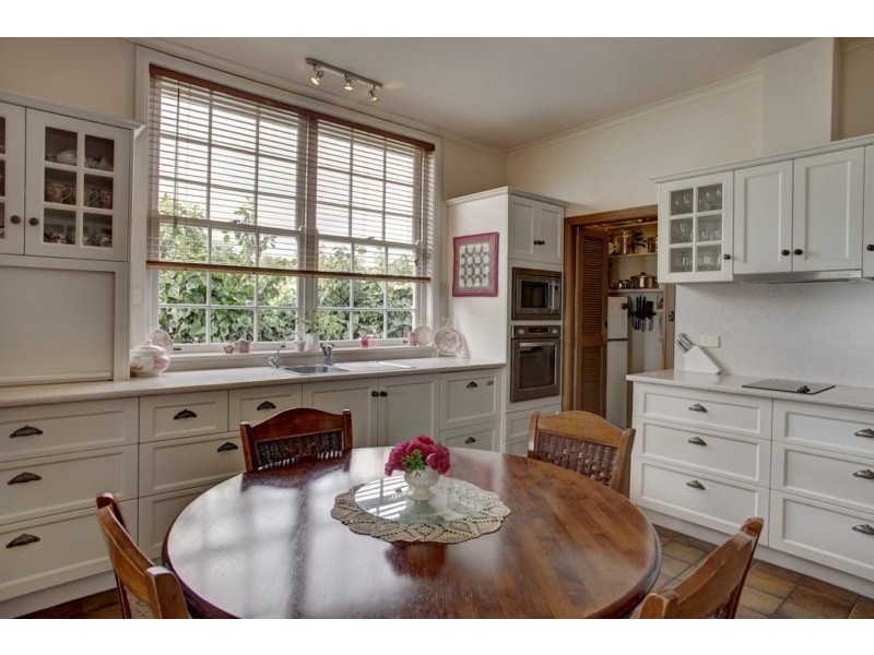 17 Tumby Terrace, Tumby Bay SA 5605