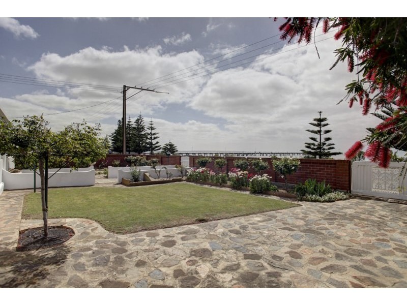 17 Tumby Terrace, Tumby Bay SA 5605