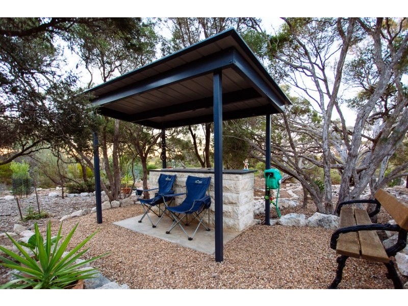 7 Grimm Road, Coffin Bay SA 5607