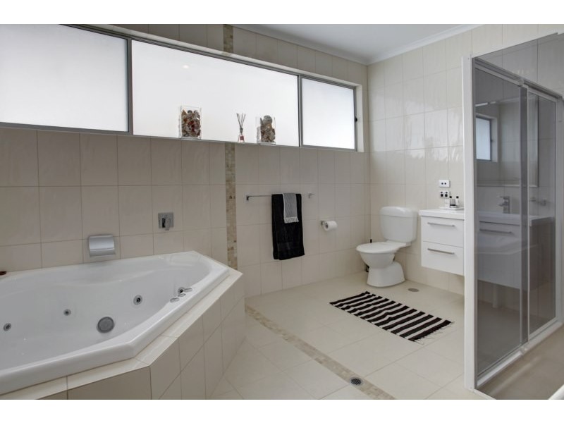 9 Southwater Drive, Port Lincoln SA 5606