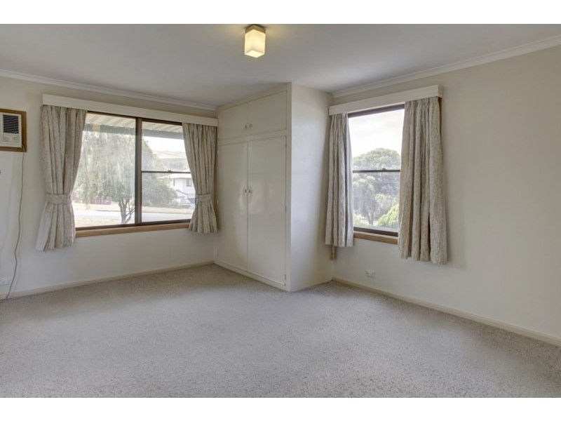 16 Angas Street, Port Lincoln SA 5606