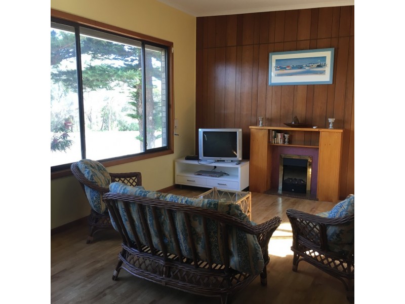 15 Esplanade, Coffin Bay SA 5607