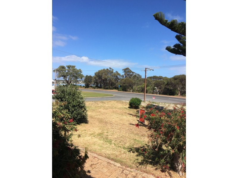 15 Esplanade, Coffin Bay SA 5607