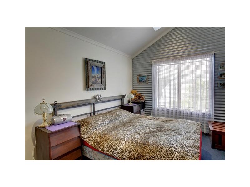 8 Torrens Street, Port Lincoln SA 5606