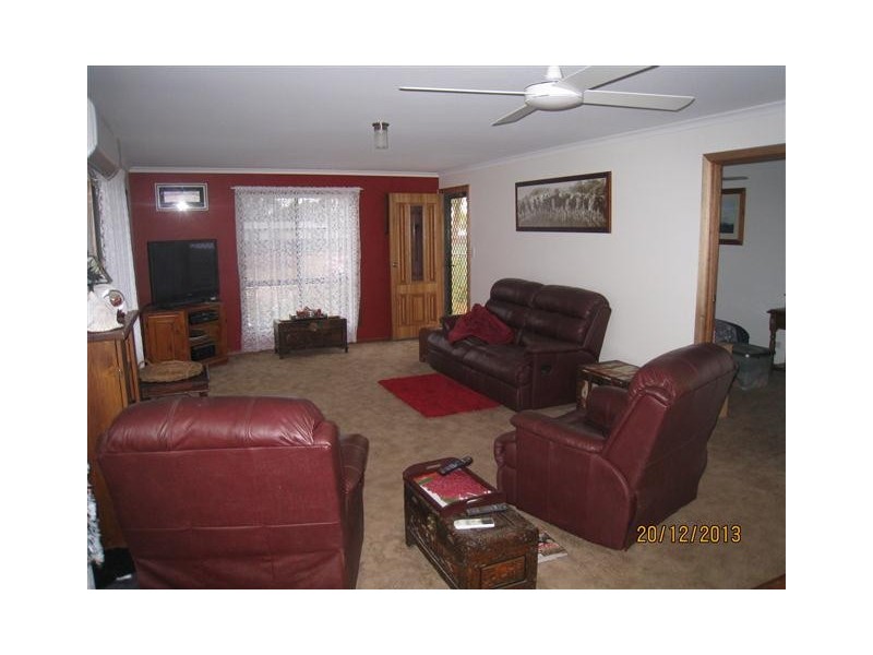 27 Benjamin Road, Poonindie SA 5607