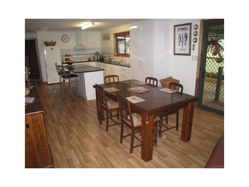 27 Benjamin Road, Poonindie SA 5607