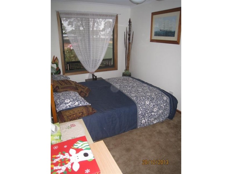 27 Benjamin Road, Poonindie SA 5607