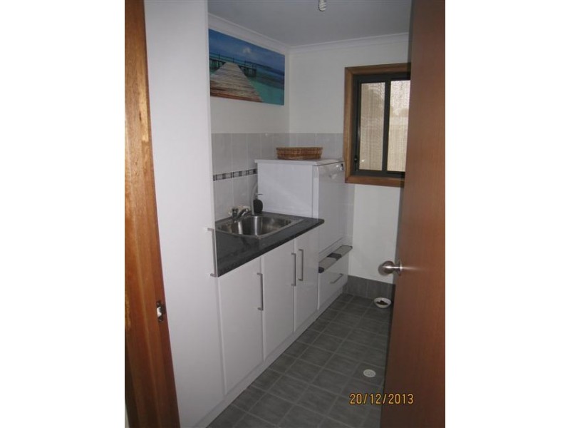 27 Benjamin Road, Poonindie SA 5607