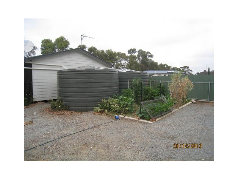 27 Benjamin Road, Poonindie SA 5607