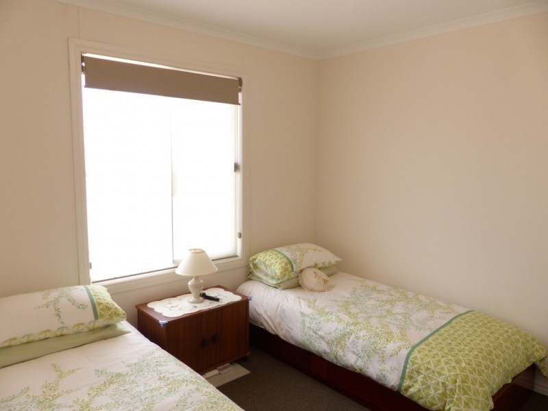 99 Bosanquet Blvd, Ceduna SA 5690